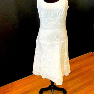 Like New super cute All Cotton Dress by B. Darlin Size 9/10